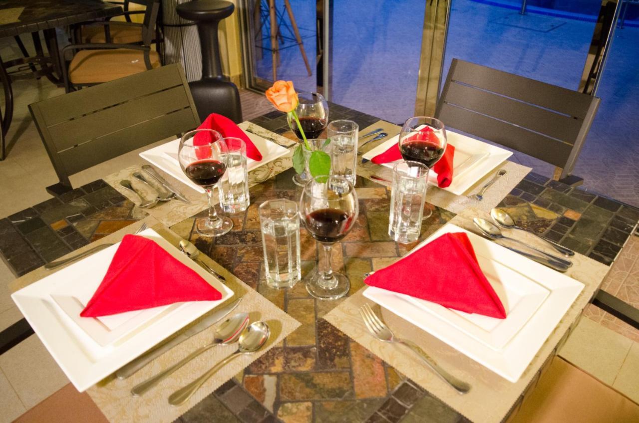 Gramo Suites Nairobi Ngoại thất bức ảnh