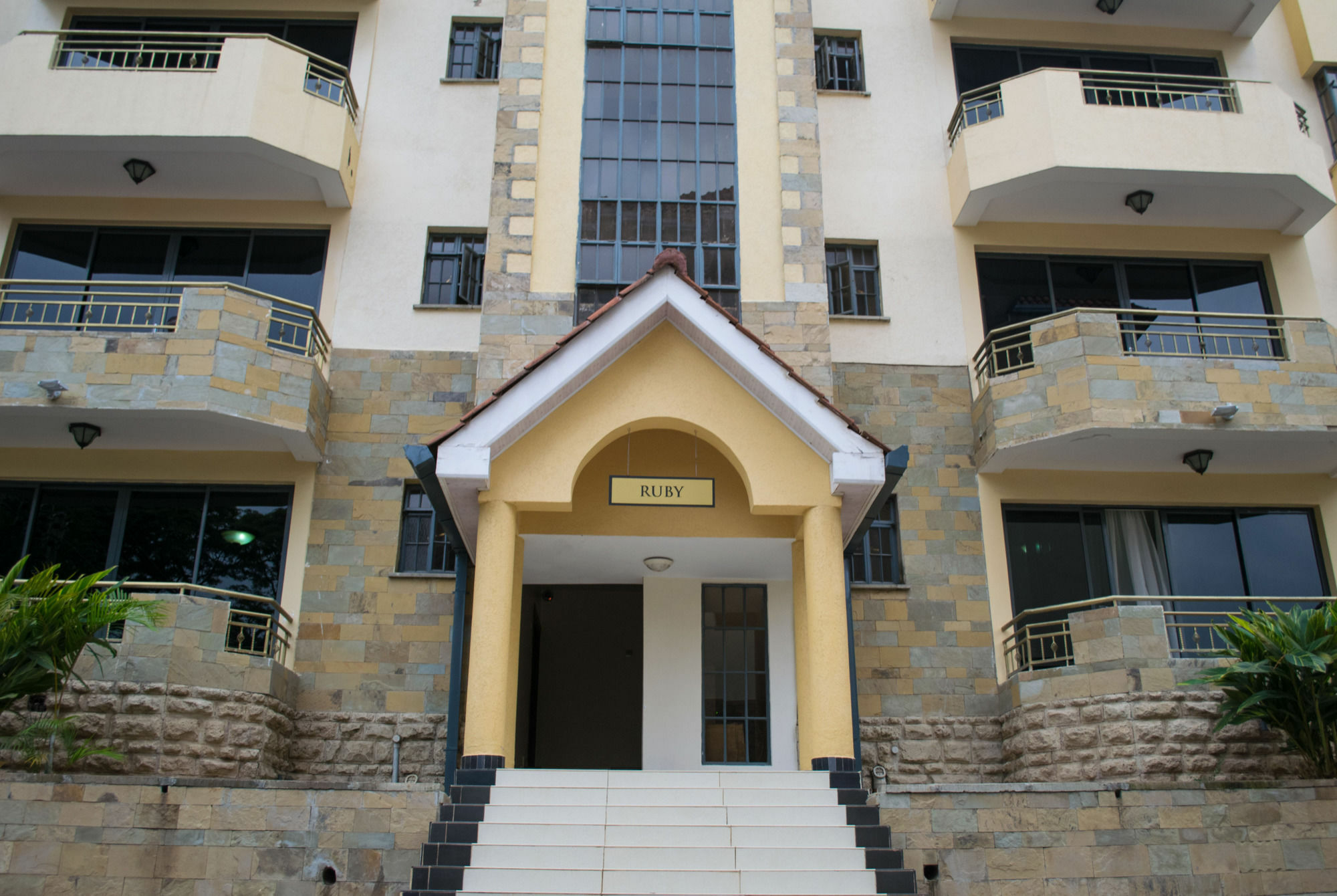 Gramo Suites Nairobi Ngoại thất bức ảnh